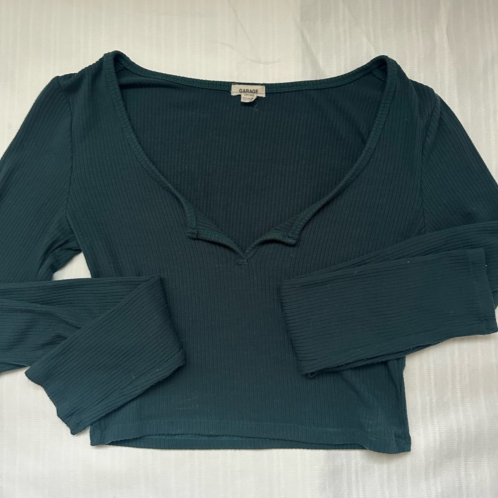 green garage long sleeve crop top